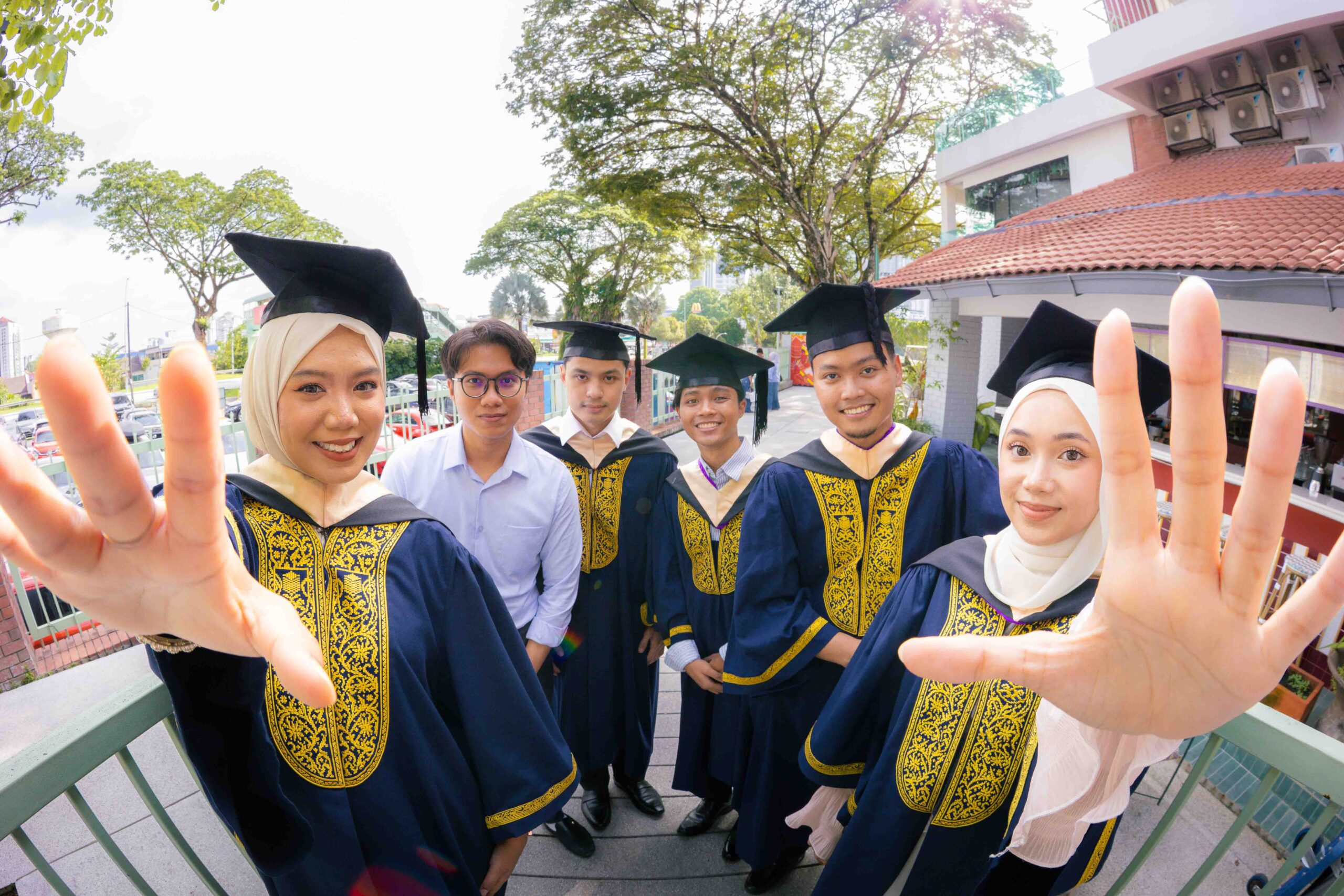 Amirul & Friends | Pre-Convo Outdoor Graduation, The Campus, Ampang