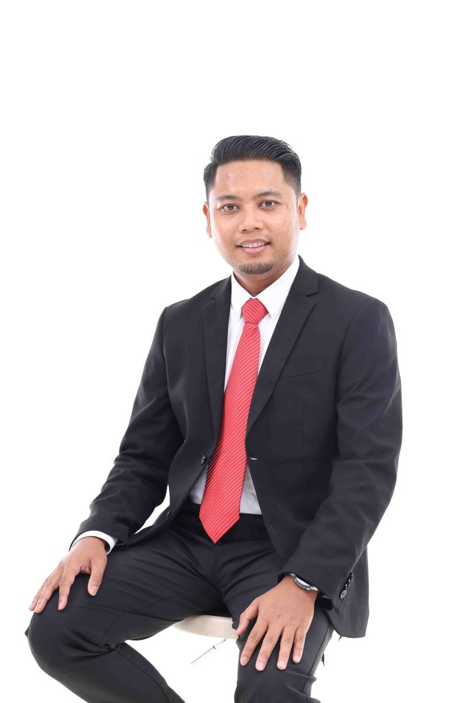AIA insurance advisor corporate portrait, Khairul Anuar team corporate photoshoot by The Cade & Co, Cyberjaya