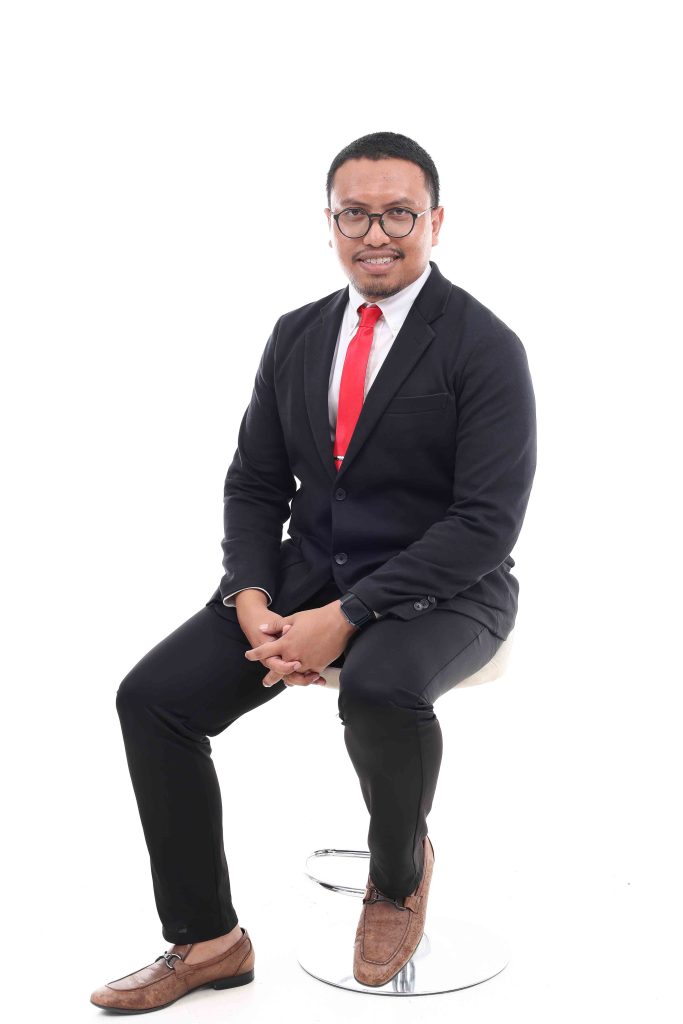 AIA insurance advisor corporate portrait, Khairul Anuar team corporate photoshoot by The Cade & Co, Cyberjaya