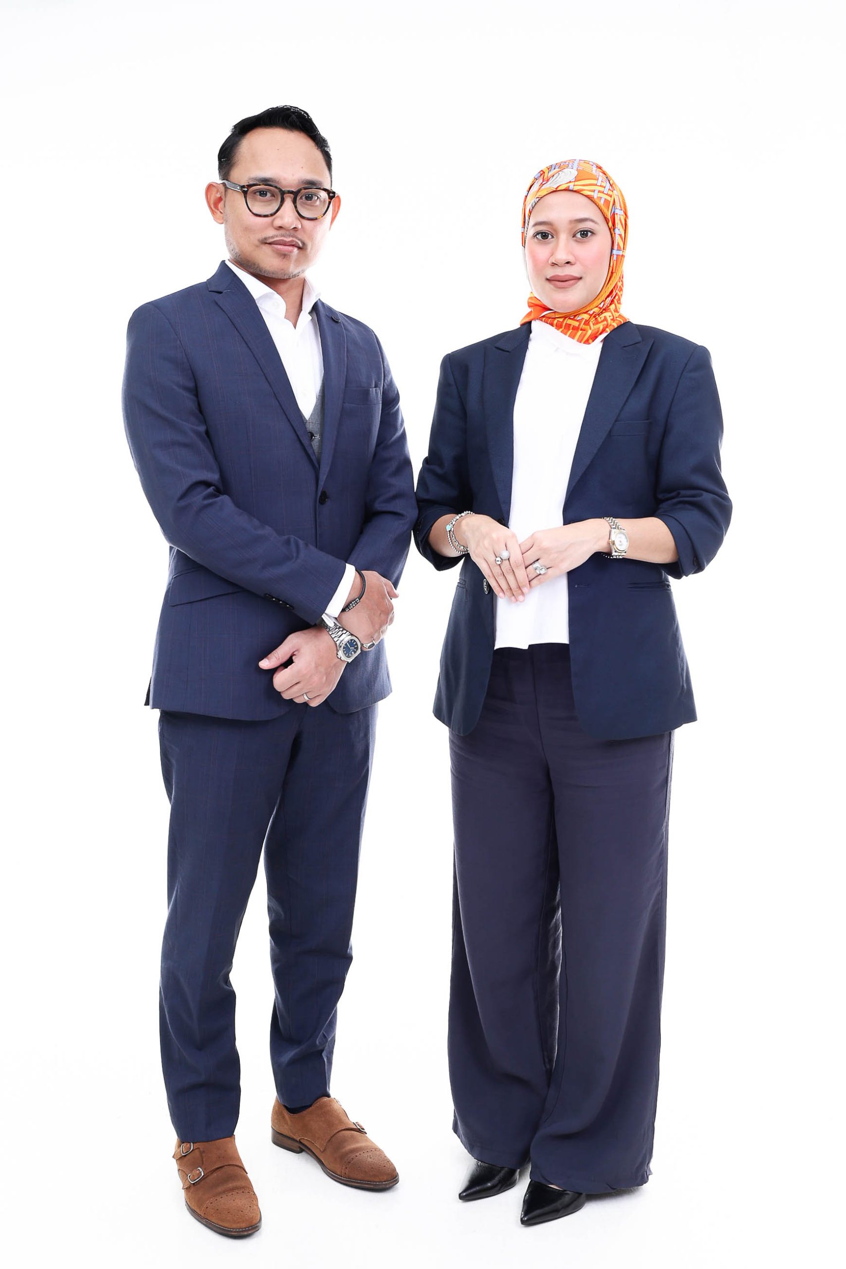 En Naim, Property Agent (REN), portrait with another sitter, studio portrait 18, The Cade & Co, Cyberjaya