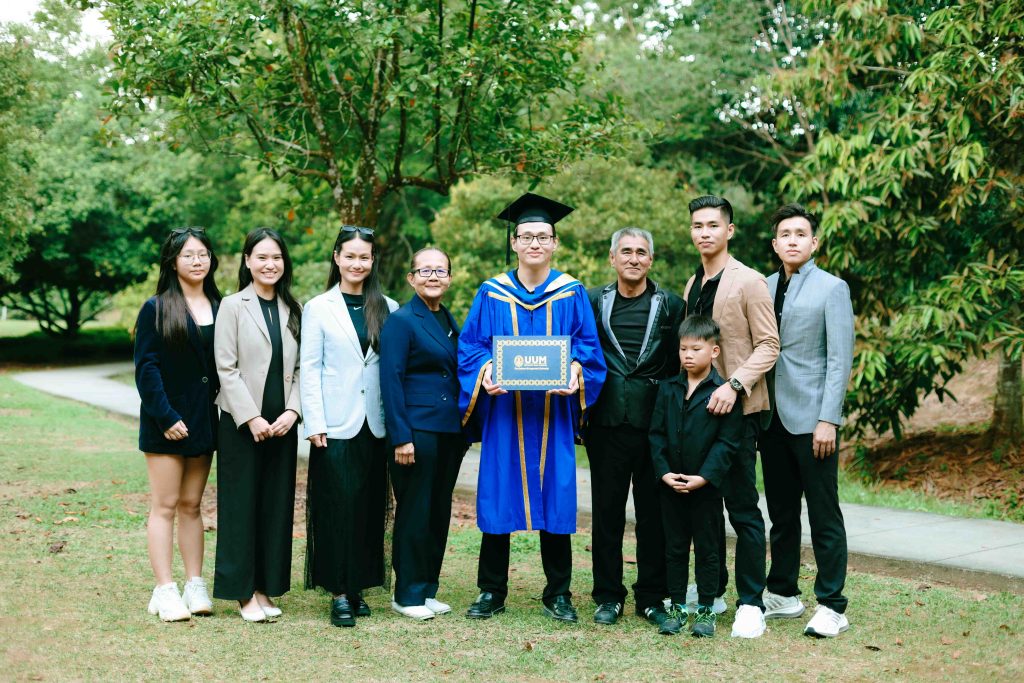Tan Kim and family at his UUM outdoor graduation photoshoot, Kepong Botanical Garden