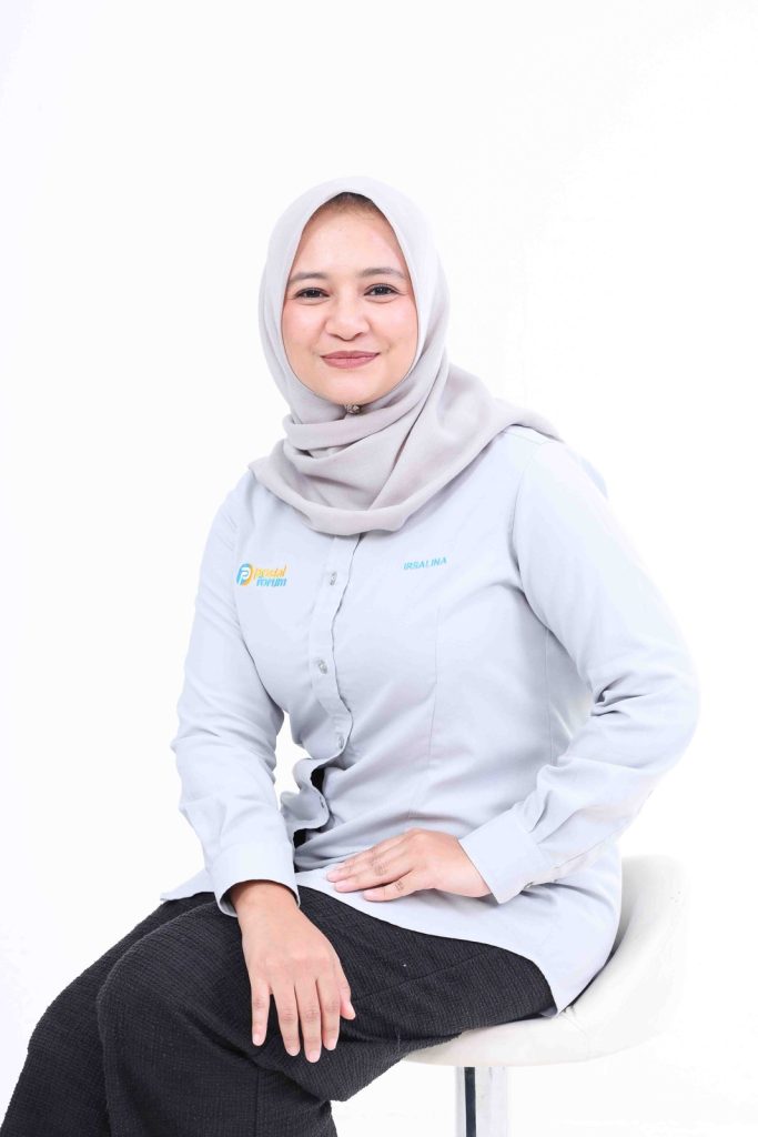 Postal Forum MCMC staff individual portrait in uniform, studio corporate photoshoot by The Cade & Co, Cyberjaya