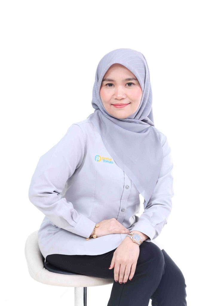 Postal Forum MCMC staff individual portrait in uniform, studio corporate photoshoot by The Cade & Co, Cyberjaya