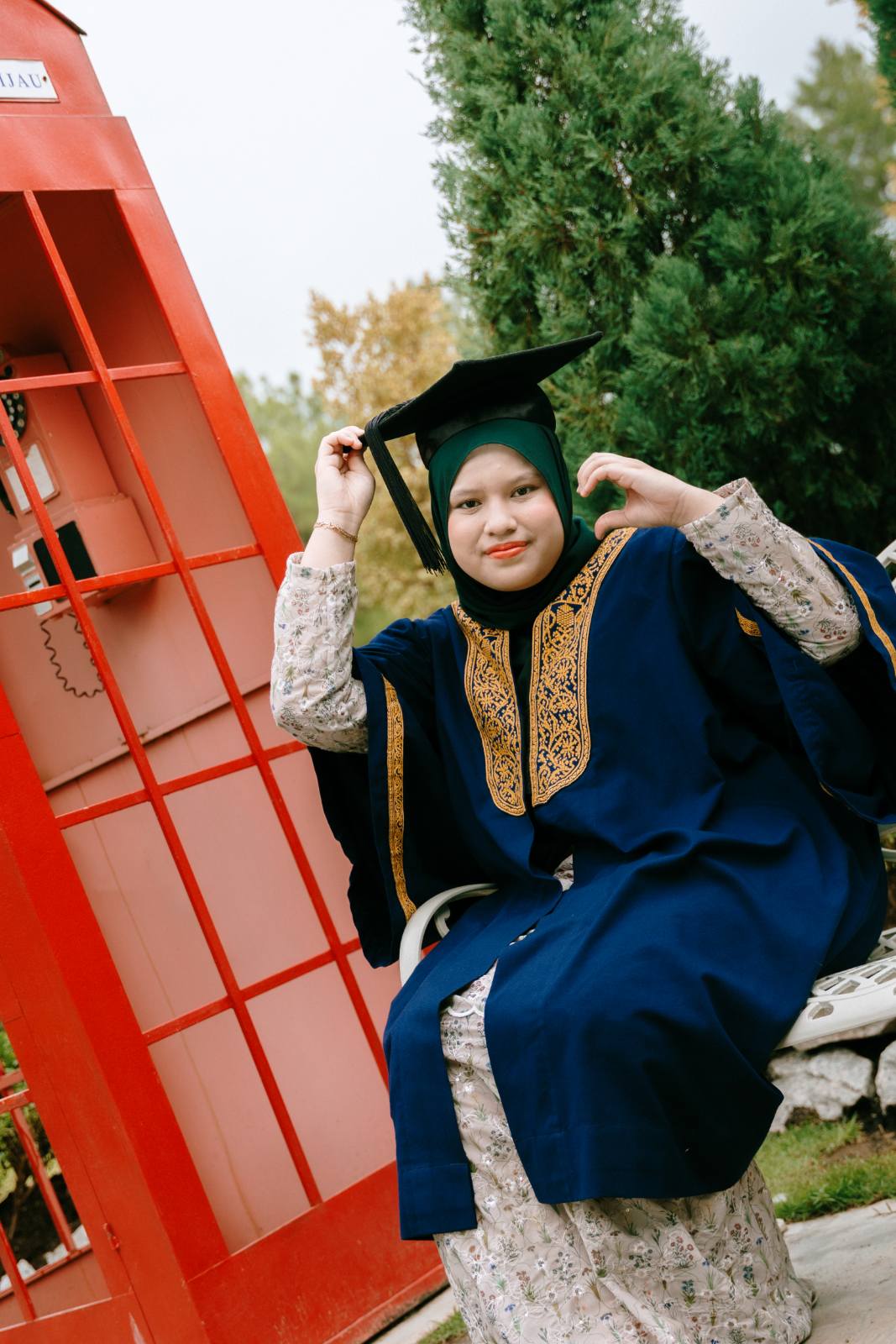 Syarifa and BFF UITM outdoor graduation at Taman Saujana Hijau, Putrajaya